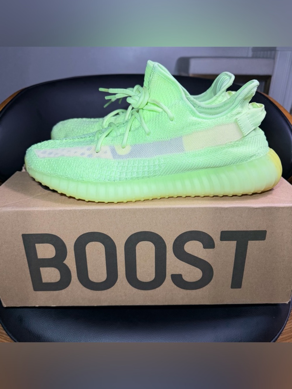Yeezy Boost 350 V2 Sneakers Gid Glow Green Neon Mens Sz 13 Box